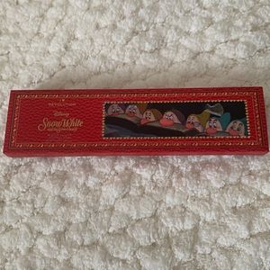 I Revolution- Disney Snow White- eye Shadow palette. Brand new in box never used